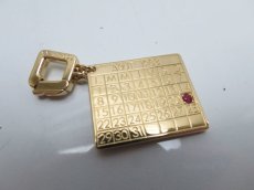 Photo3: Louis Vuitton K18 Pendant Head Engraved Calendar Aout 1983 with Box 8K080060m (3)