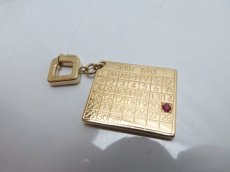 Photo4: Louis Vuitton K18 Pendant Head Engraved Calendar Aout 1983 with Box 8K080060m (4)