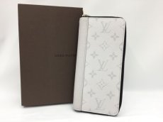 Photo1: Auth Louis Vuitton Taiga Leather Zippy Long Wallet Gray 2C300070n" (1)