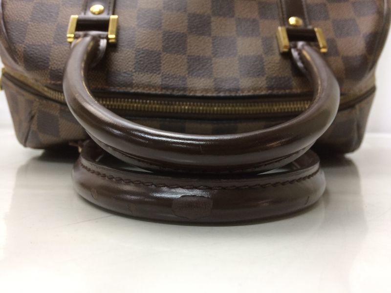 Louis Vuitton Ribera Handbag 389294