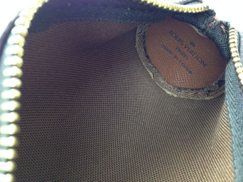 LOUIS VUITTON Pochette Etui Golf Ball Bag 3 Monogram Leather