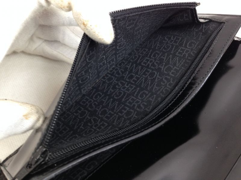 GIANNI VERSACE Medusa logo Patent Leather BLACK Bifold Long Wallet ...